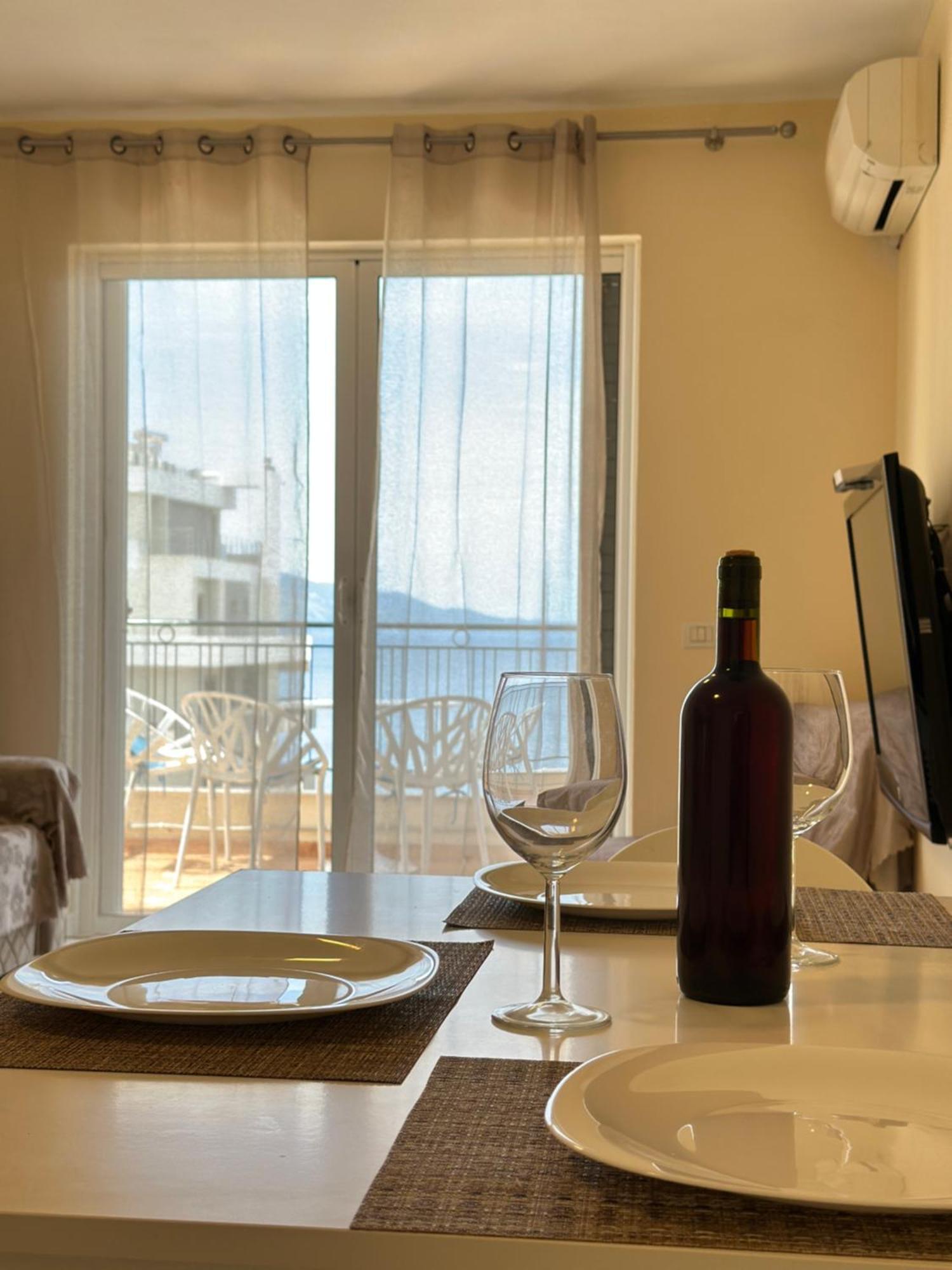 White Sea View Residence 2 ซารานเดอ ภายนอก รูปภาพ